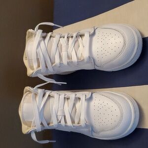 Nike Air Jordan 1 Triple White